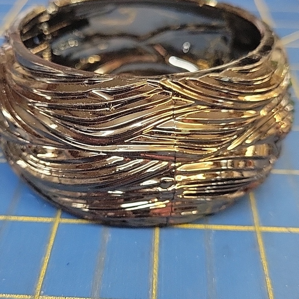 Dark Silver Textured Lightweight Plastic Bangle Bracelet New